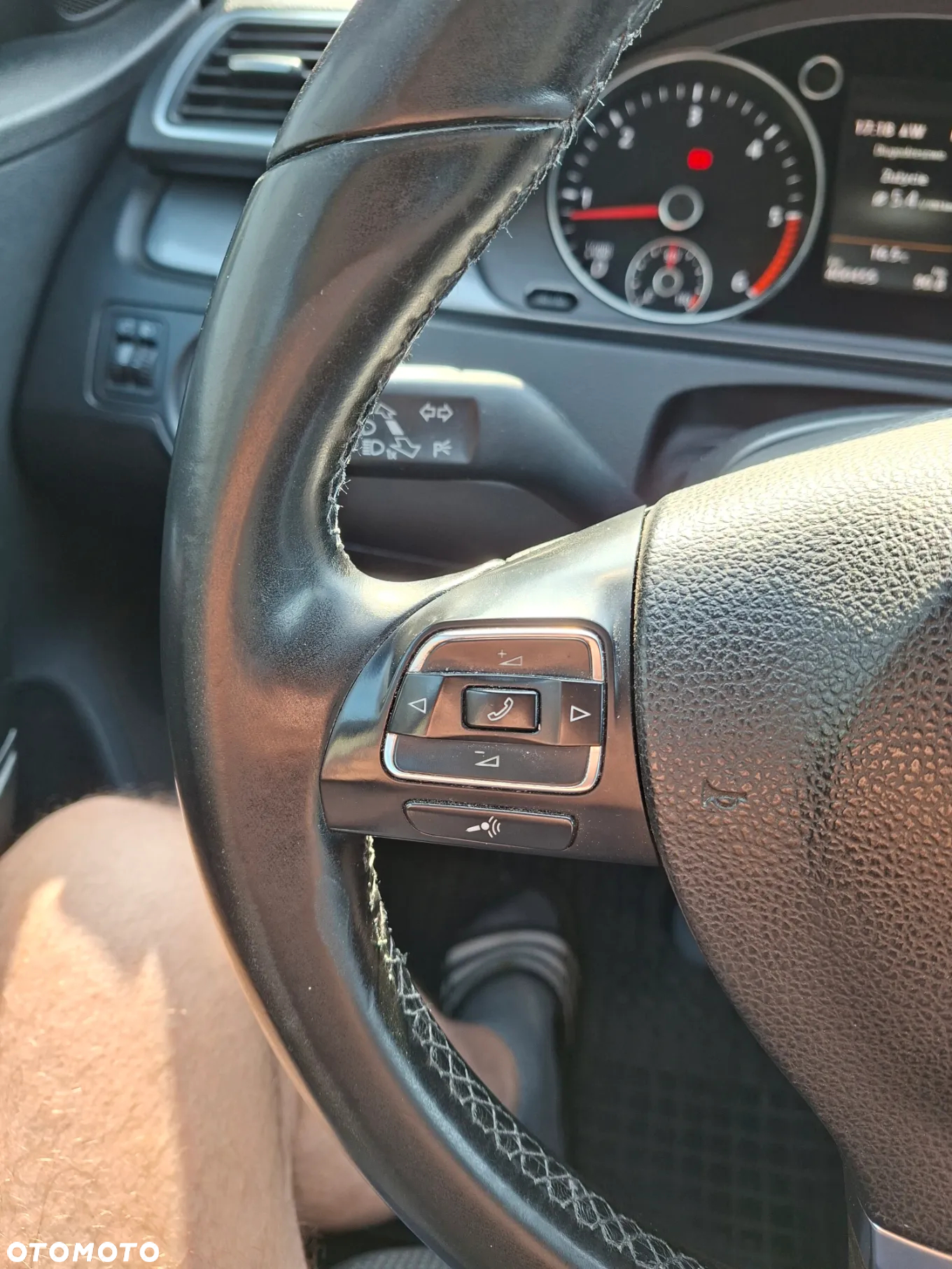 Volkswagen Passat - 10