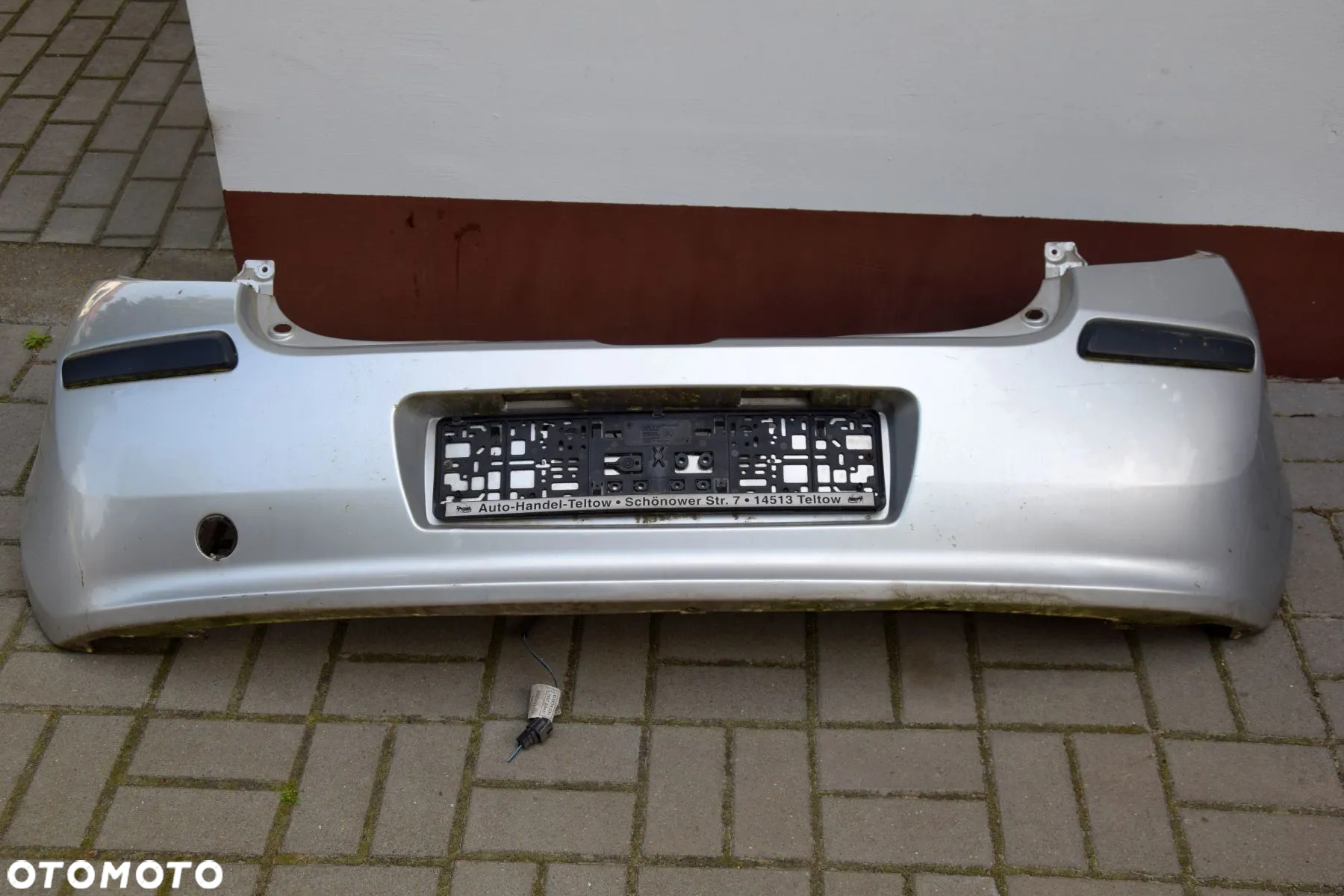 Renault Clio III 3 Zderzak tył tylny 3D srebrny TED69 ładny - 5