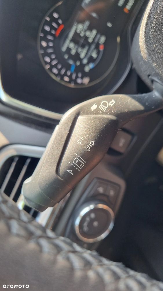 Ford Mondeo 2.0 EcoBlue Titanium - 32