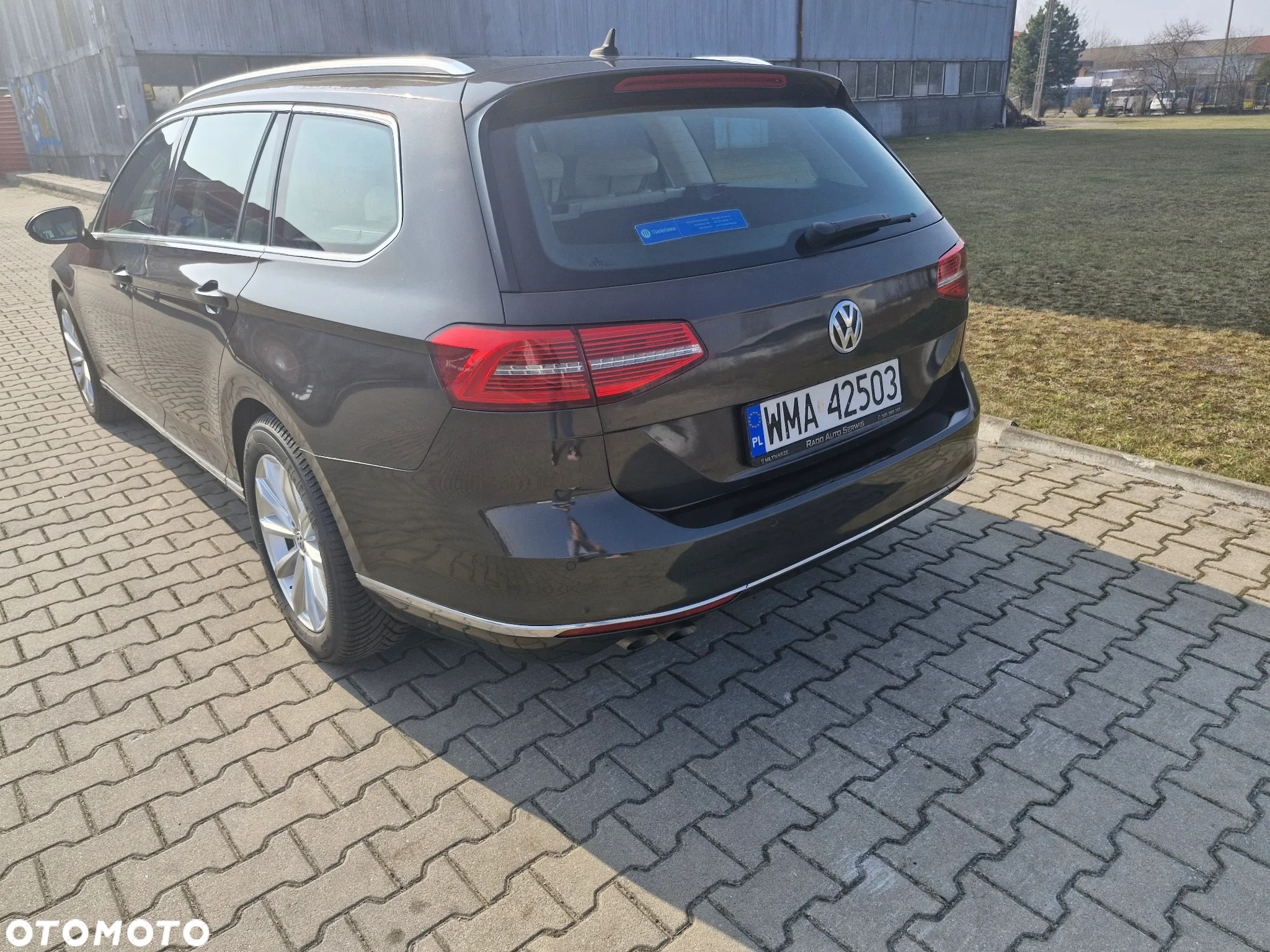 Volkswagen Passat - 9