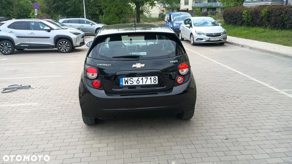 Chevrolet Aveo 1.4 16V LT - 6