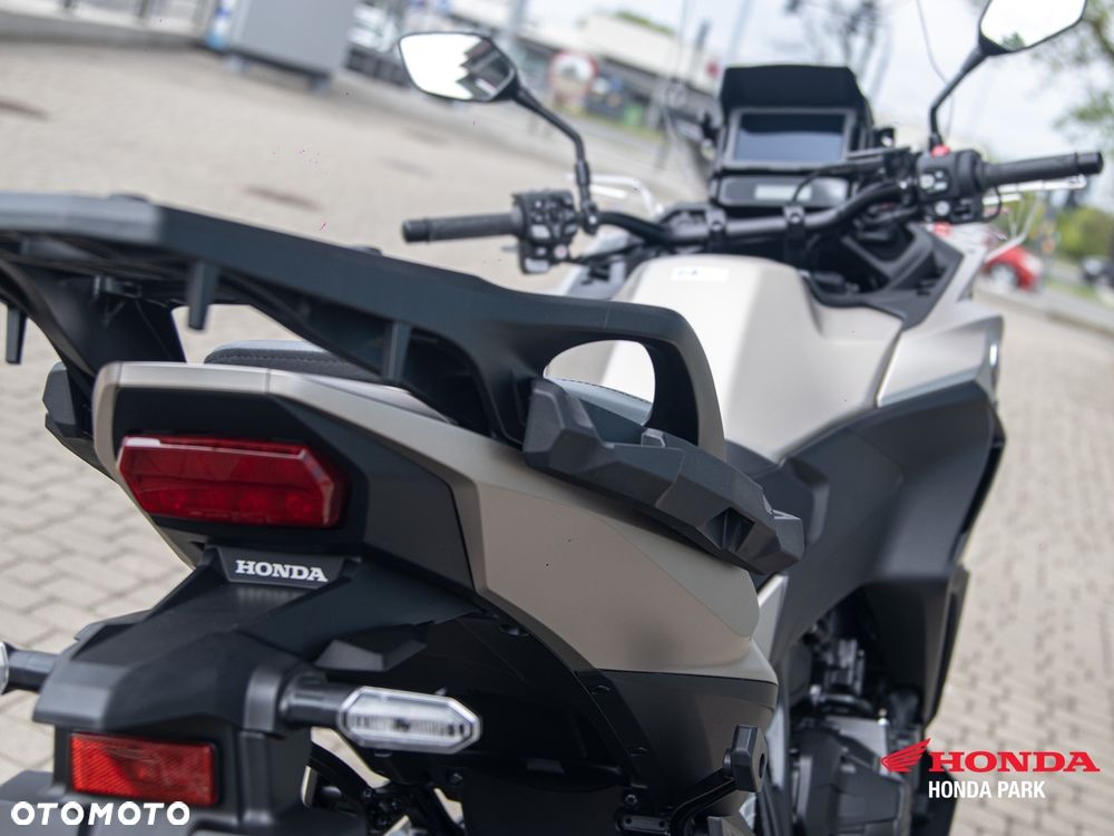 Honda NT - 15