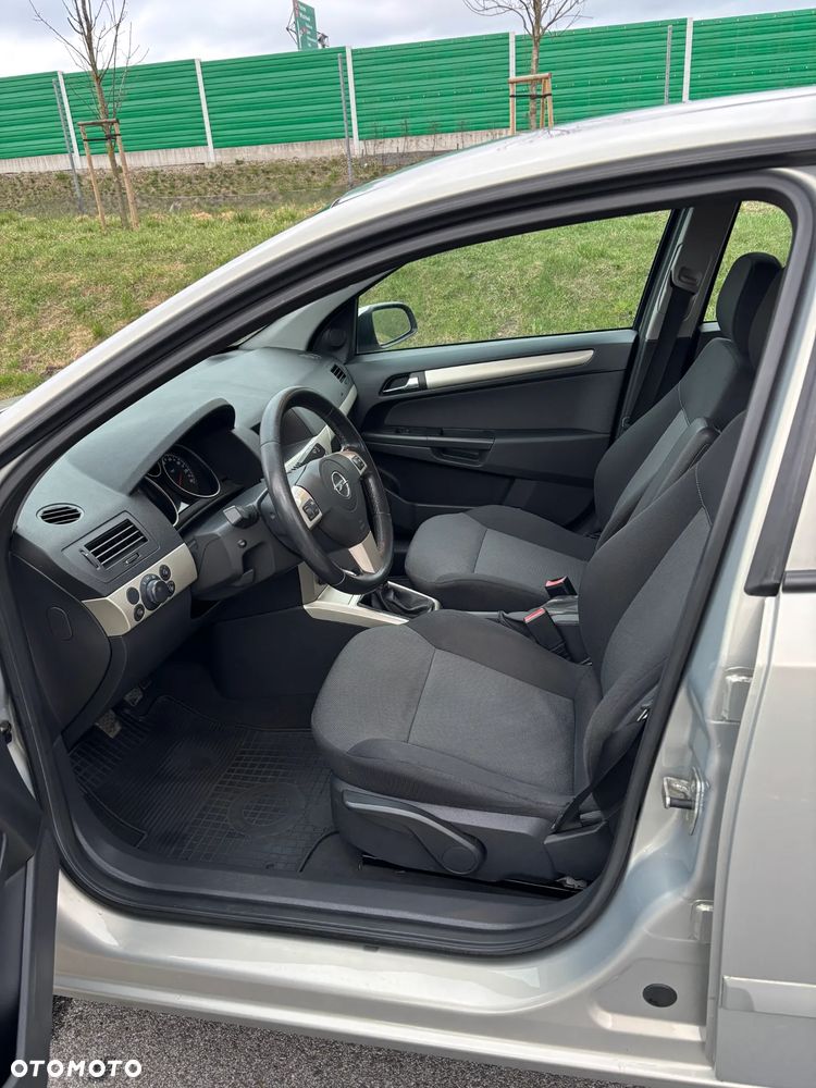 Opel Astra - 9