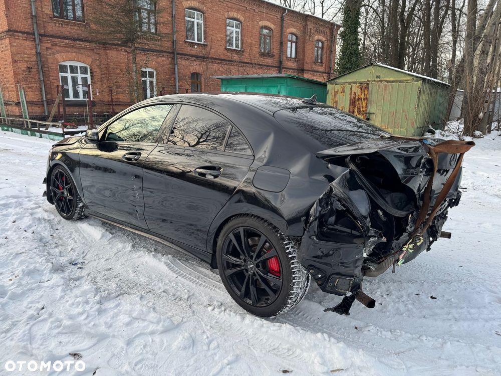 Mercedes-Benz CLA - 9