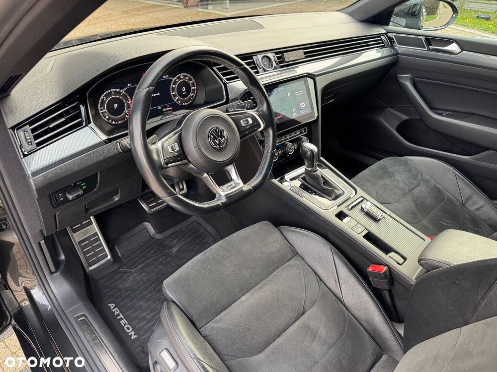 Volkswagen Arteon 2.0 TDI SCR R-Line Edition DSG - 33