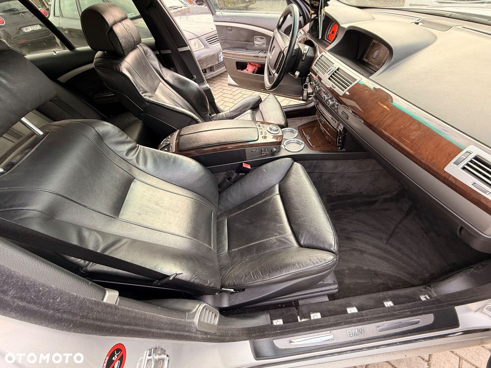 BMW Seria 7 740i - 10