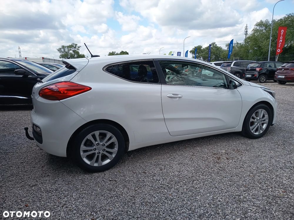 Kia Ceed 1.6 CRDi L - 11