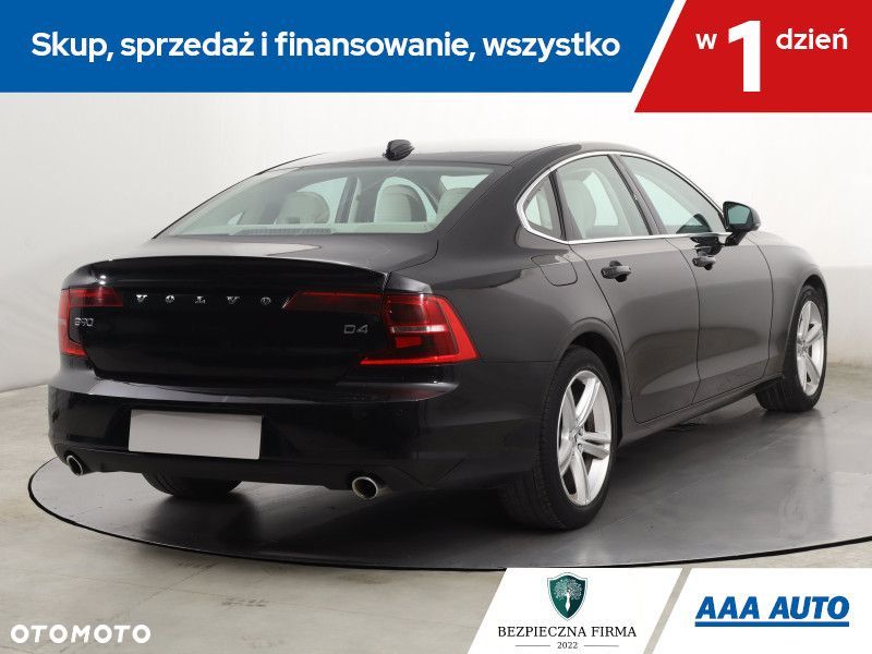Volvo S90 - 7