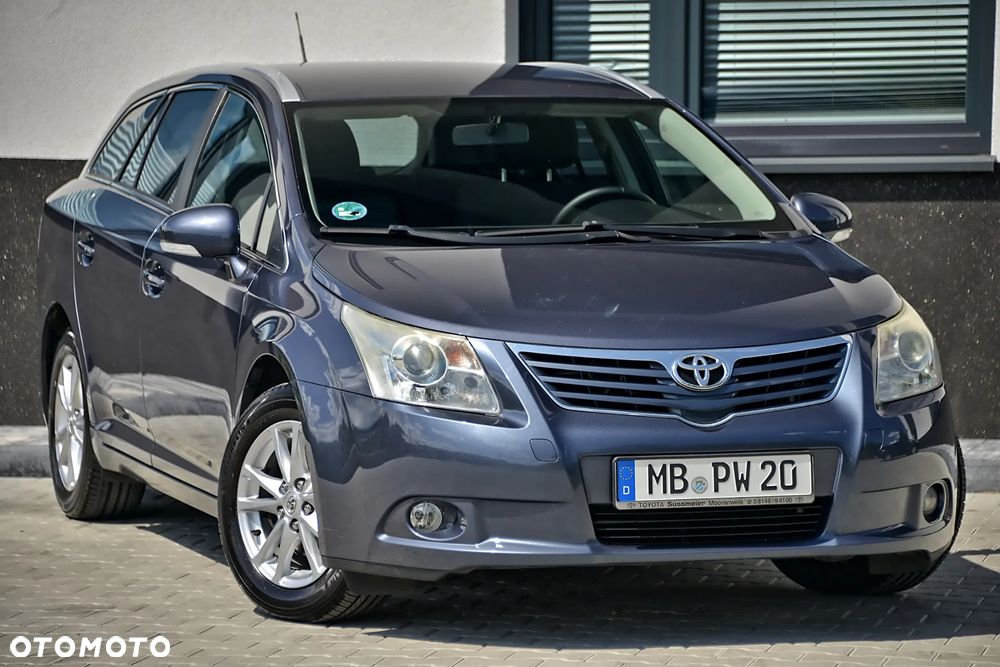 Toyota Avensis 1.6 Premium - 2