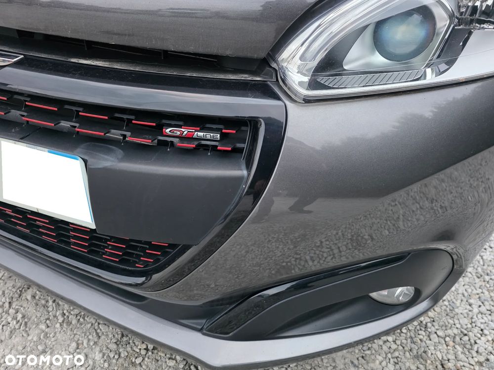 Peugeot 208 1.2 PureTech Allure S&S EAT6 - 9