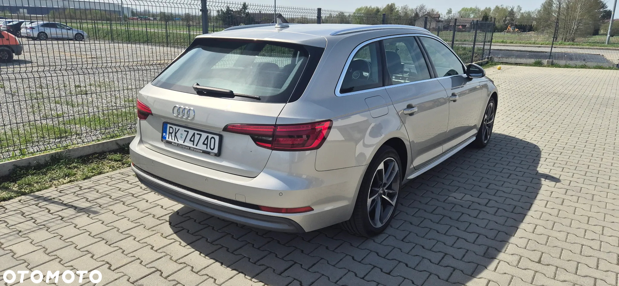 Audi A4 2.0 TDI S tronic - 3