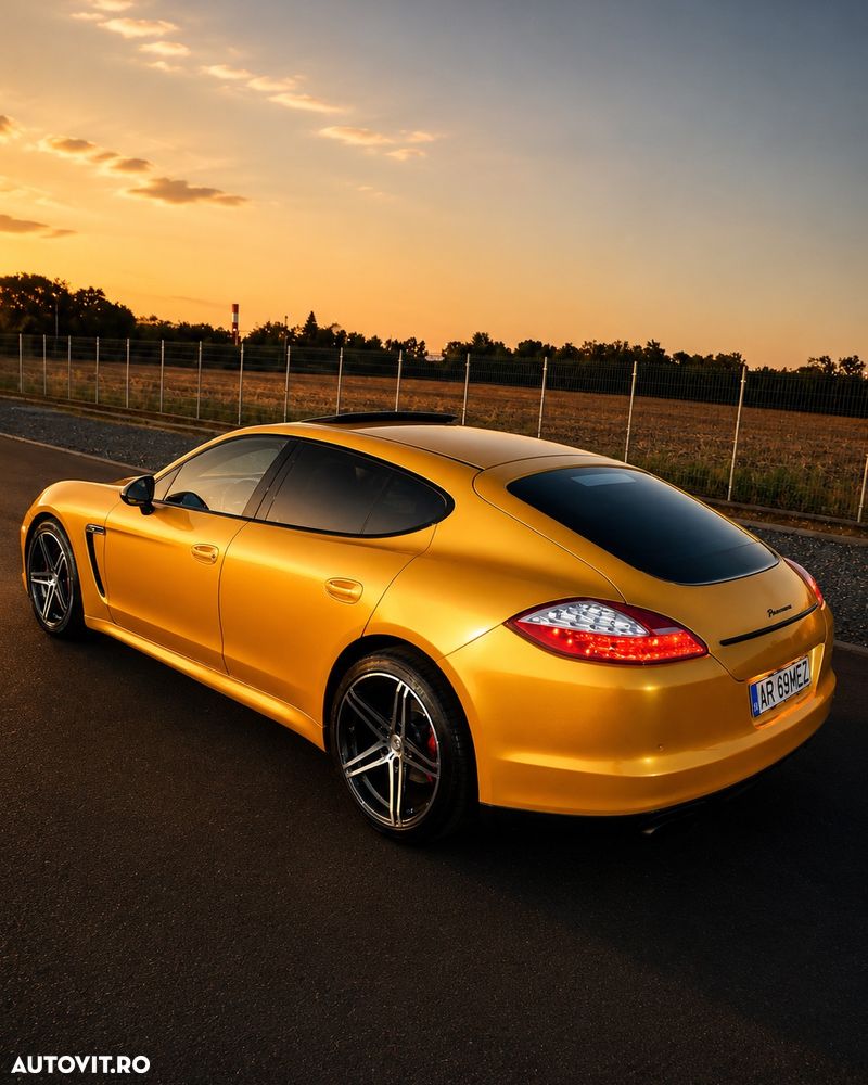 Porsche Panamera - 7