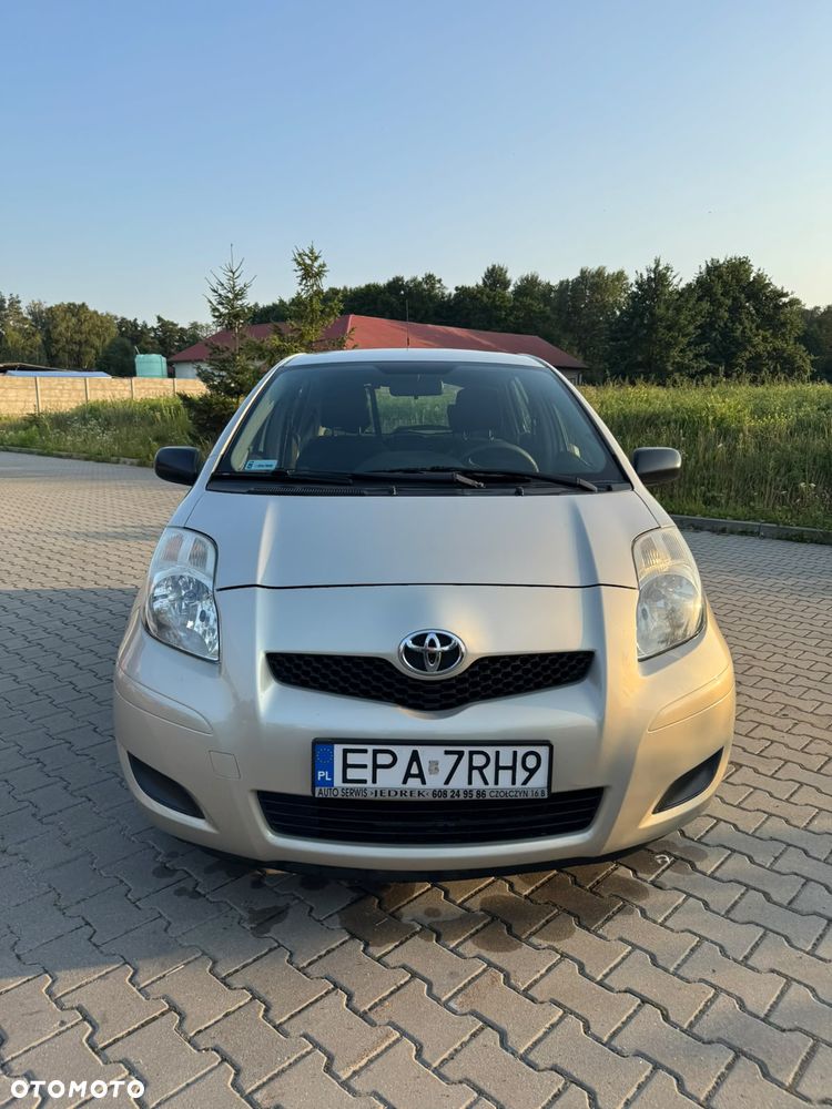 Toyota Yaris 1.0 Luna A/C - 4