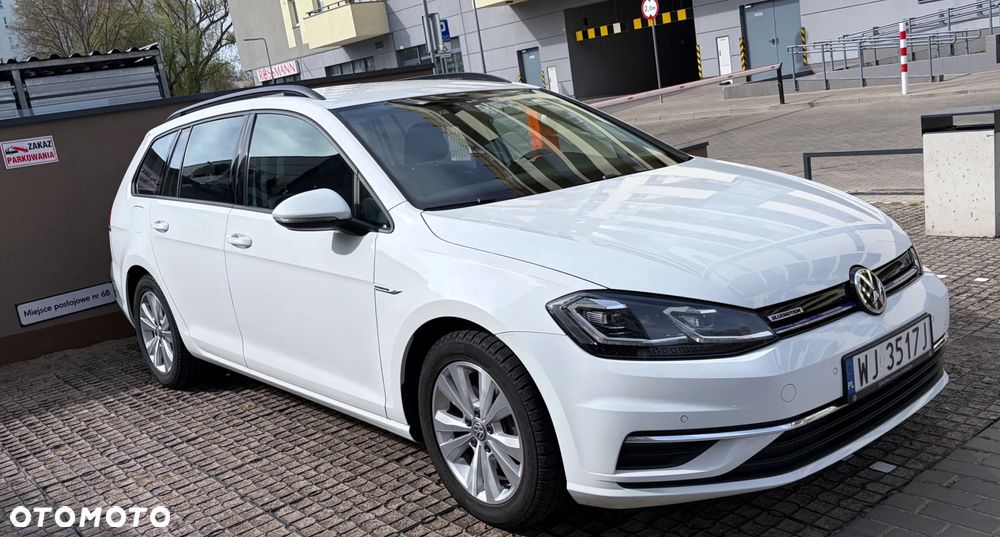 Volkswagen Golf 1.5 TSI BMT Comfortline - 1
