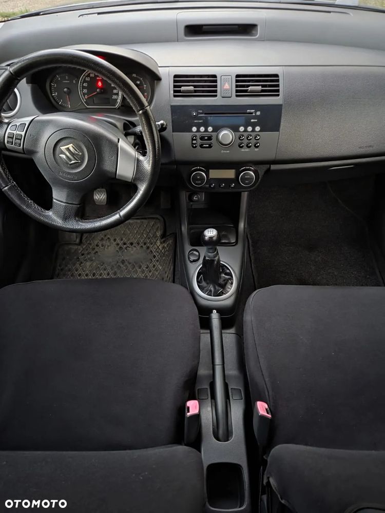 Suzuki Swift 1.3 DDiS GLX / Comfort - 6