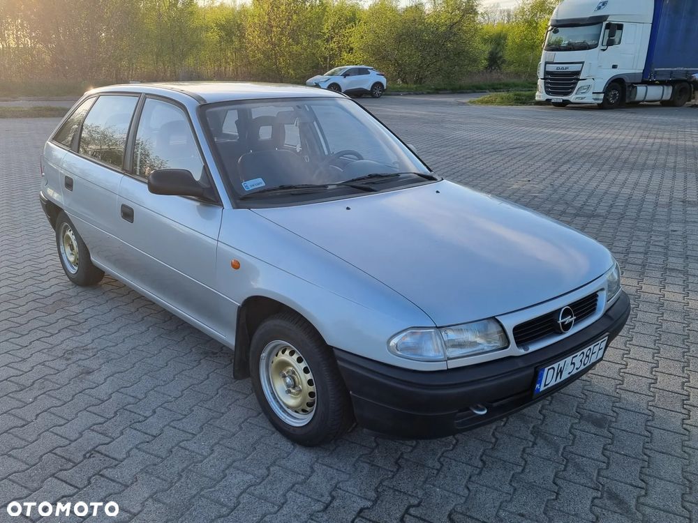 Opel Astra - 14