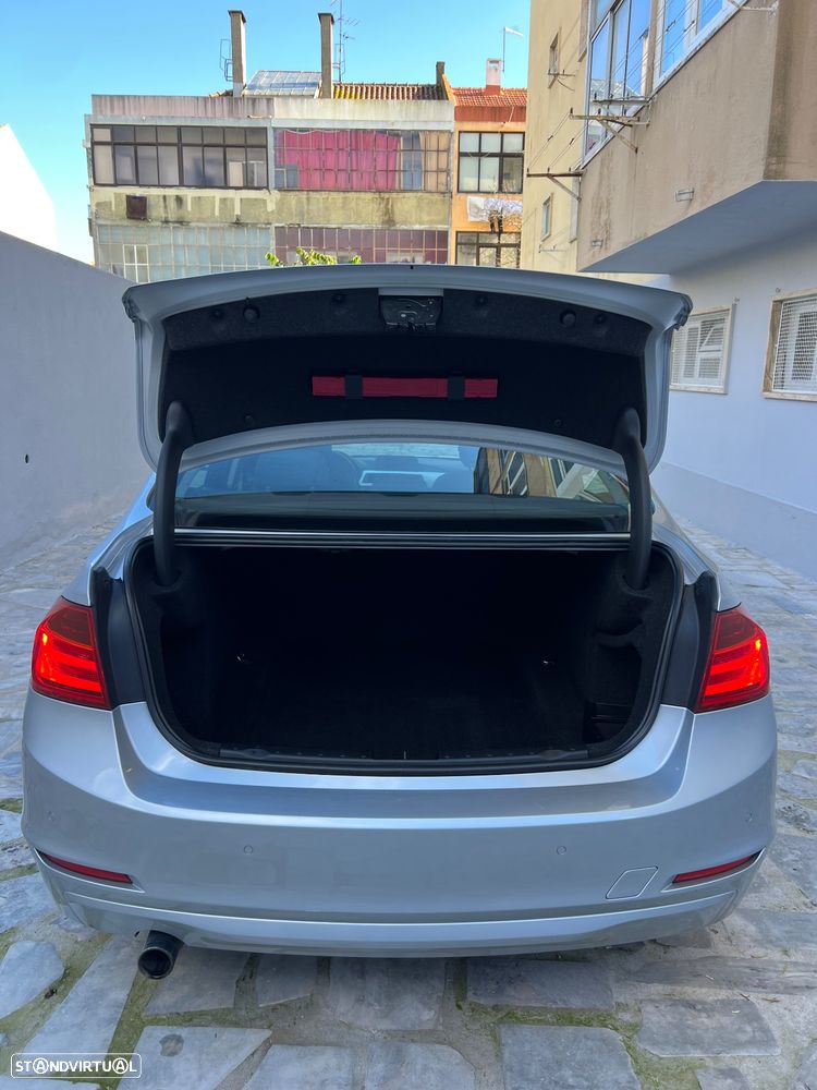 BMW 318 d Line Modern - 57