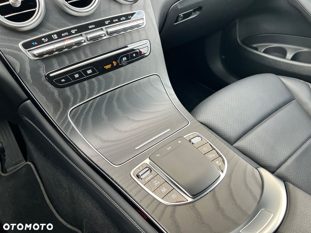 Mercedes-Benz GLC 200 4Matic 9G-TRONIC - 28