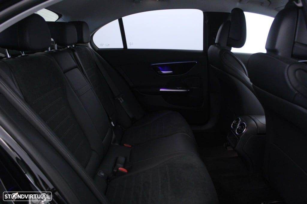 Mercedes-Benz C 300 de AMG Line - 15