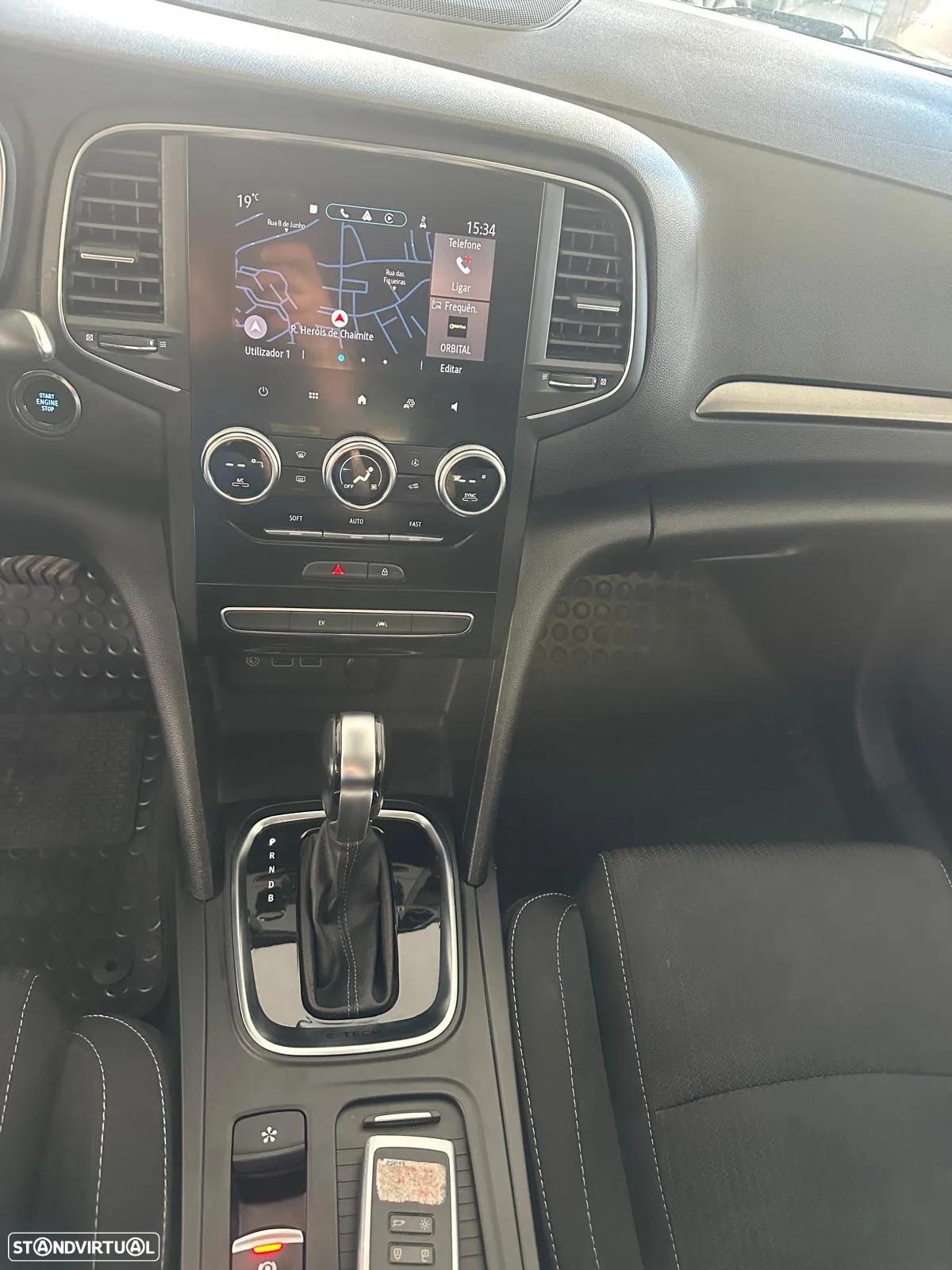 Renault Mégane E-Tech Plug-in 160 INTENS - 12