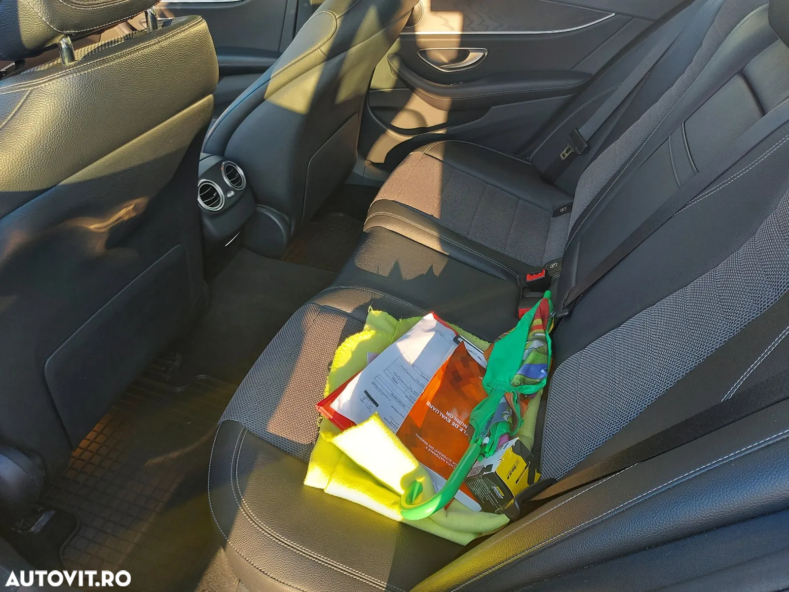 Mercedes-Benz E 220 d 4Matic 9G-TRONIC Avantgarde - 6