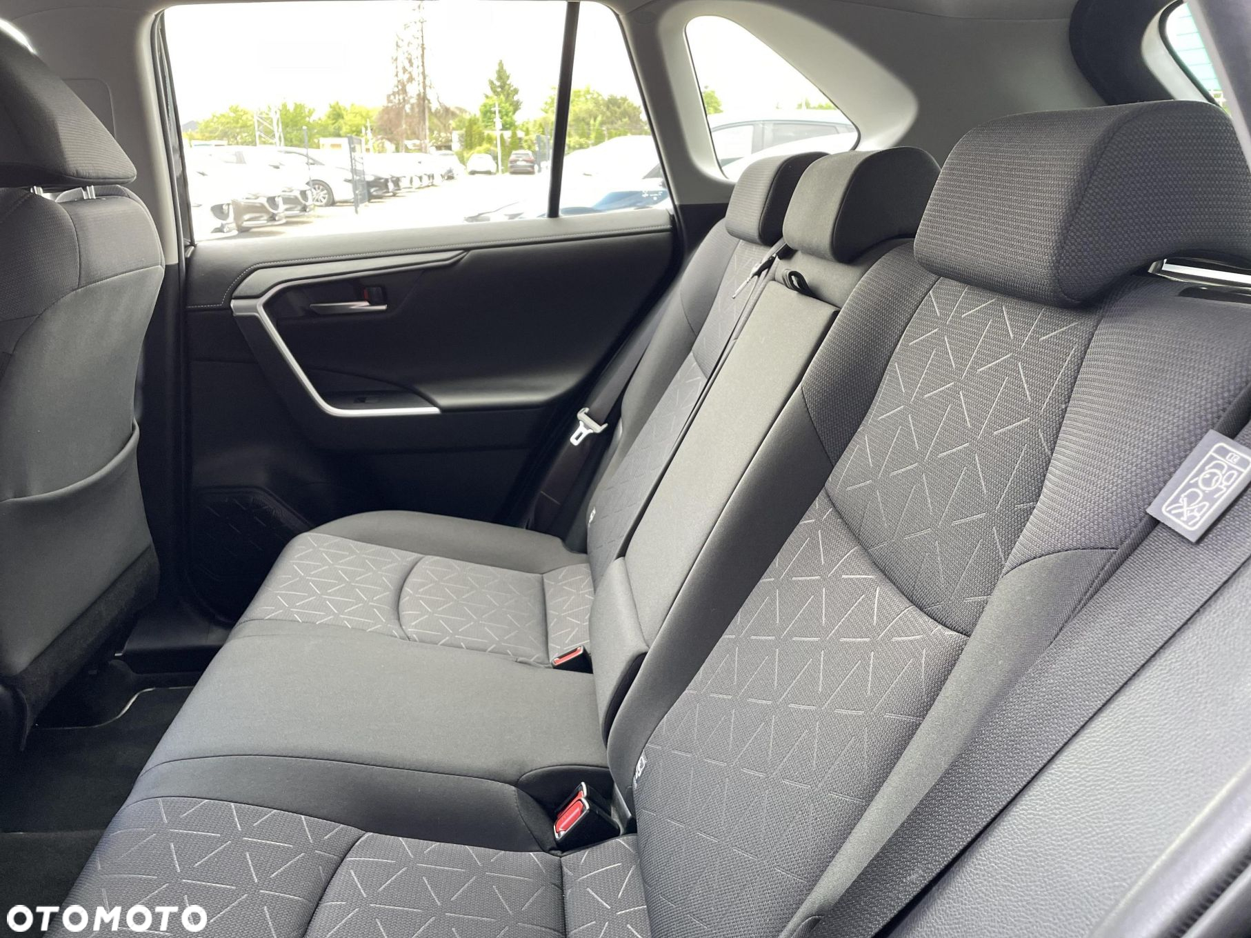 Toyota RAV4 2.5 Hybrid Comfort 4x2 - 16