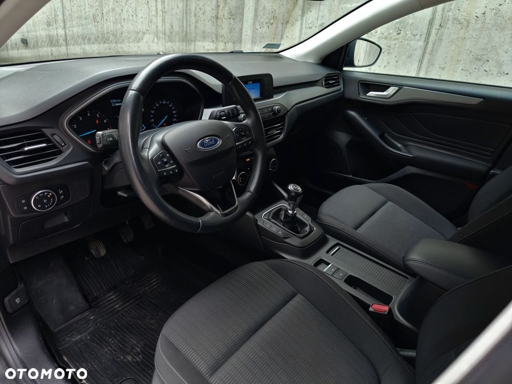 Ford Focus 1.0 EcoBoost Trend Edition Business - 15