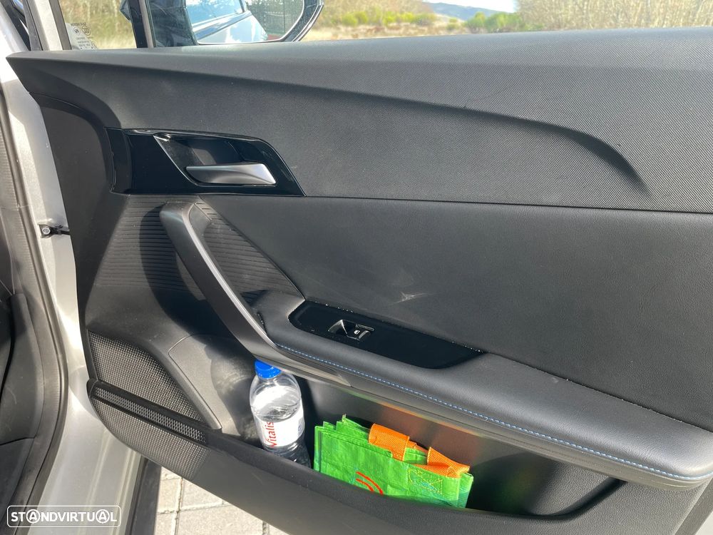 MG MG4 4 Luxury 64 kWh - 42