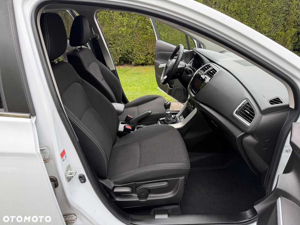 Suzuki SX4 S-Cross 1.4 T Premium - 26
