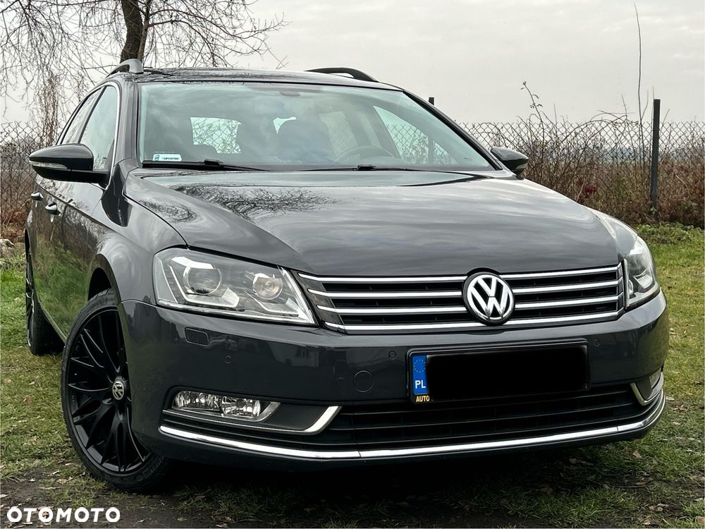 Volkswagen Passat 1.6 TDI DPF BlueMot Highline - 22