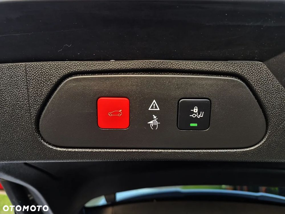 Opel Grandland X 1.6 T PHEV 4x4 Design&Tech - 34