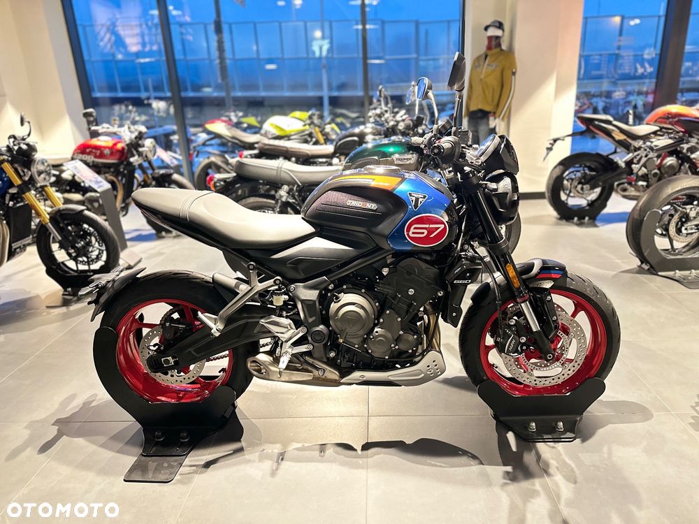 Triumph Trident - 4