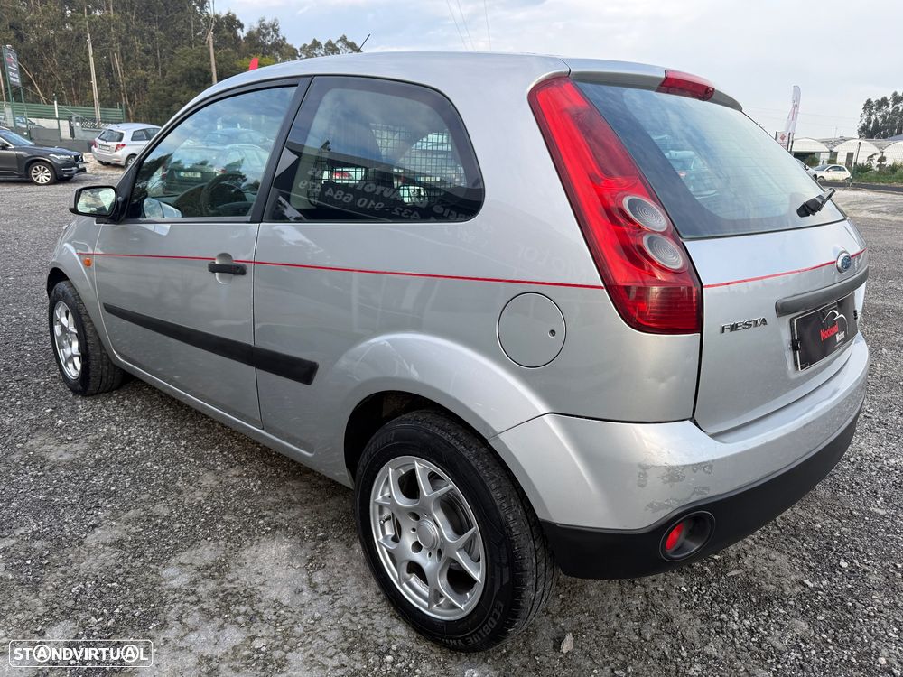 Ford FIESTA 1.4 TDCI SPORT VAN - 24