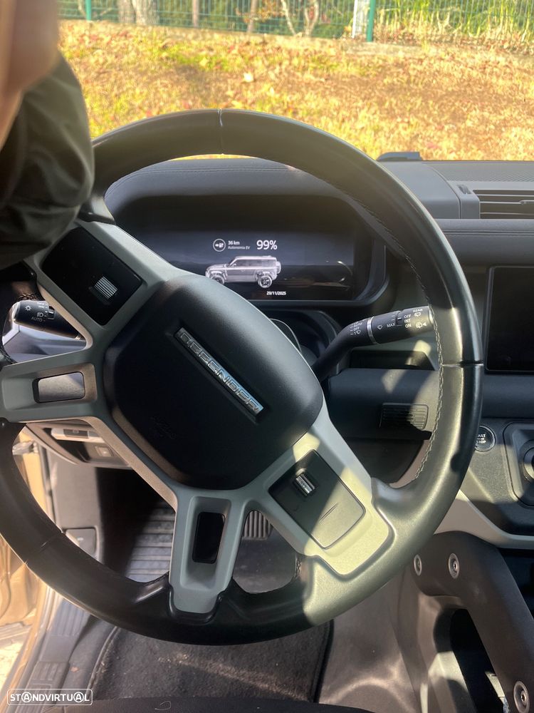 Land Rover Defender 2.0 P400e 110 AWD S - 10