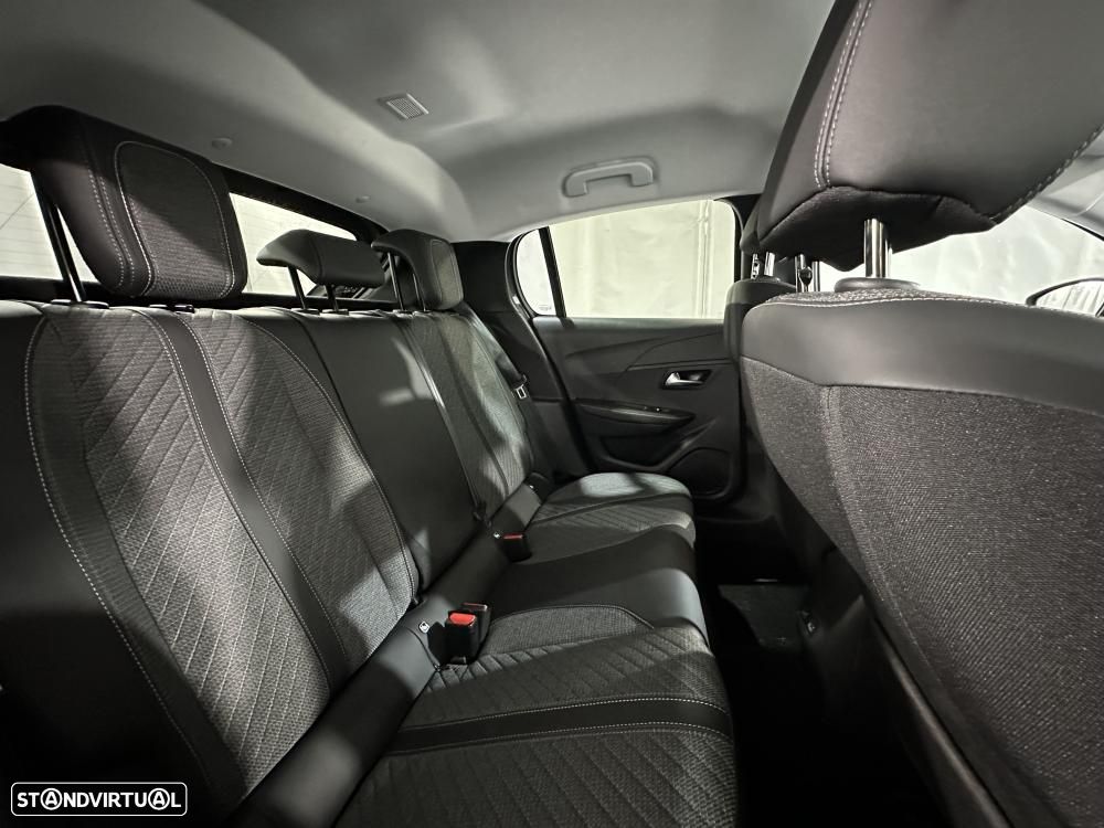 Peugeot e-208 51 kWh Allure - 25