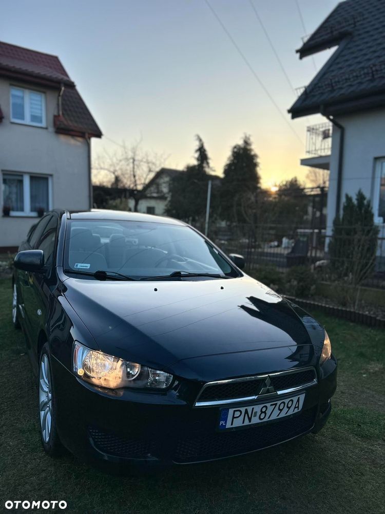 Mitsubishi Lancer - 2
