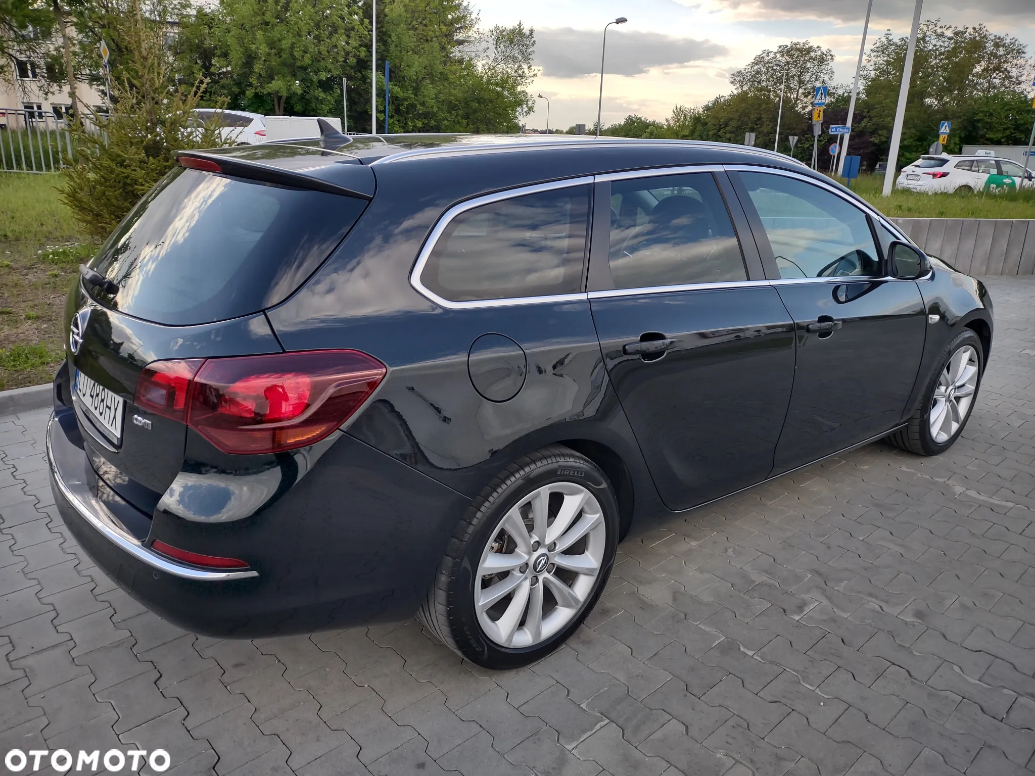 Opel Astra 2.0 CDTI DPF Sports Tourer - 7