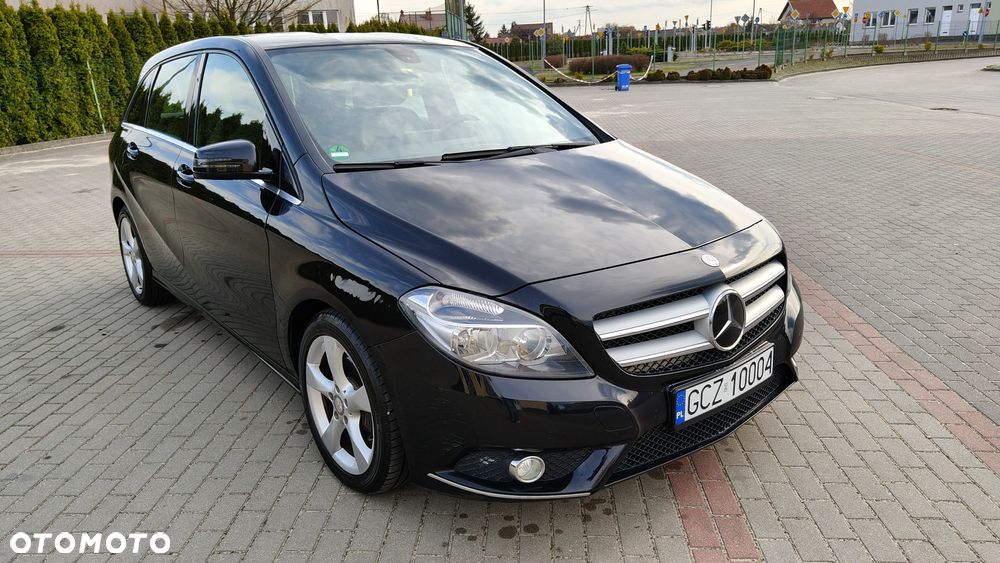 Mercedes-Benz Klasa B 200 Edition - 21