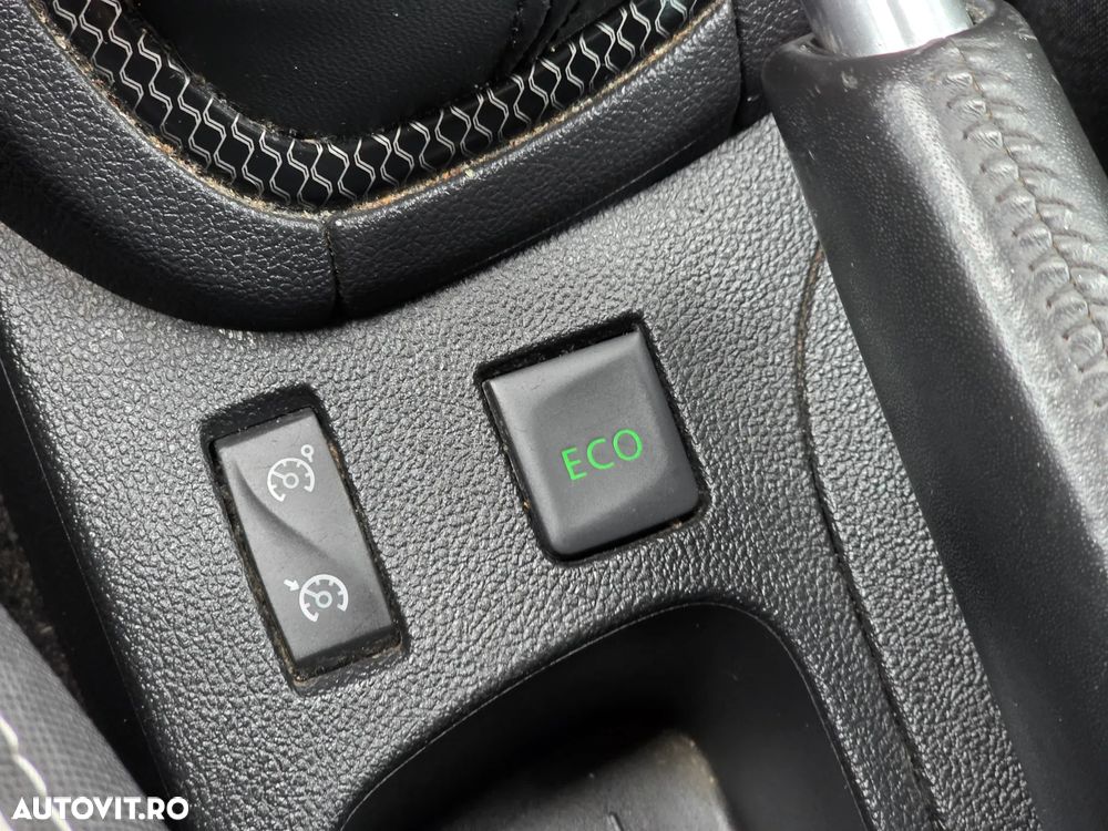 Renault Clio (Energy) TCe 90 Bose Edition - 20