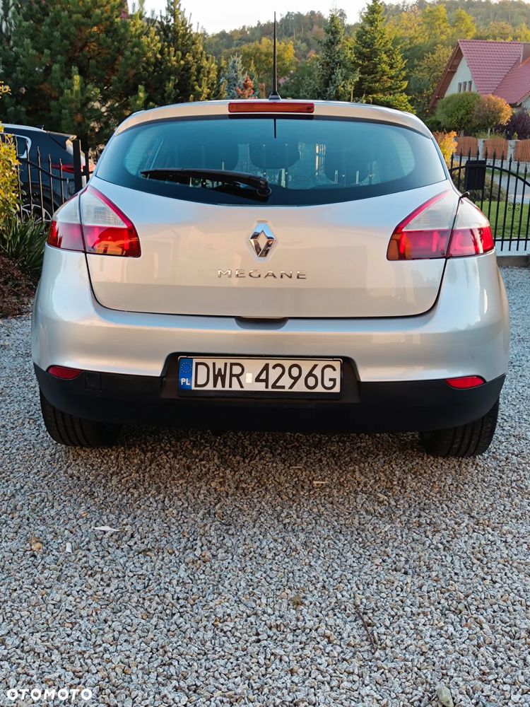 Renault Megane 1.9 dCi Dynamique Euro5 - 7