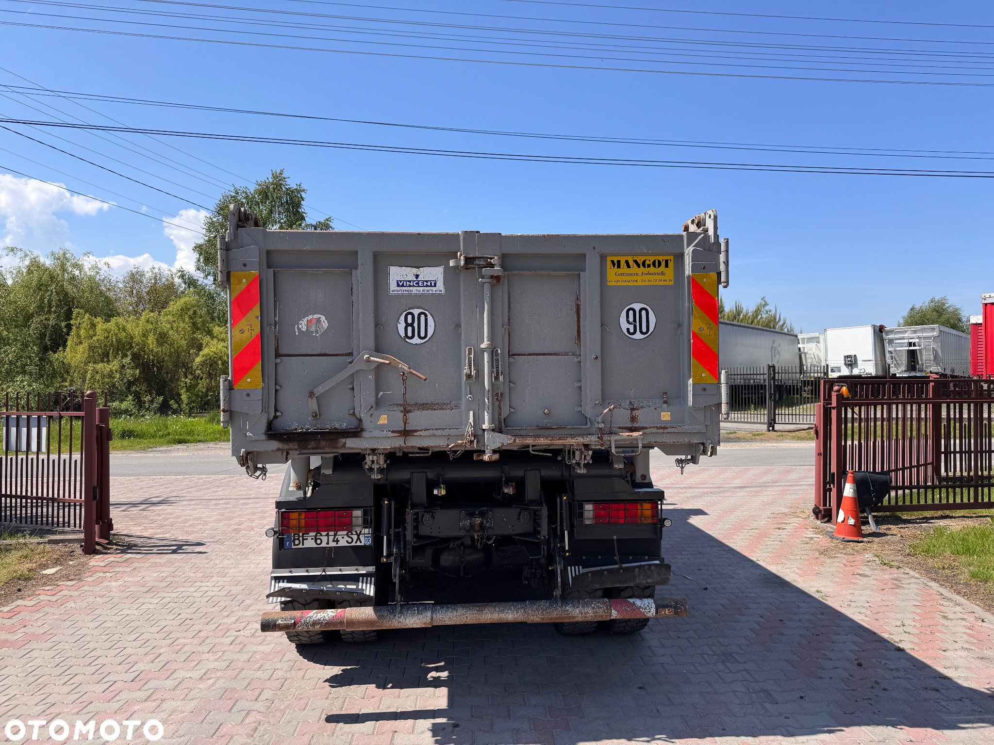 Iveco TRAKKER 360 euro 5 6x4 Only 180 TKM - 14