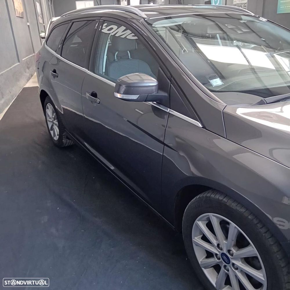Ford Focus 1.5 TDCi ECOBlue Titanium - 40