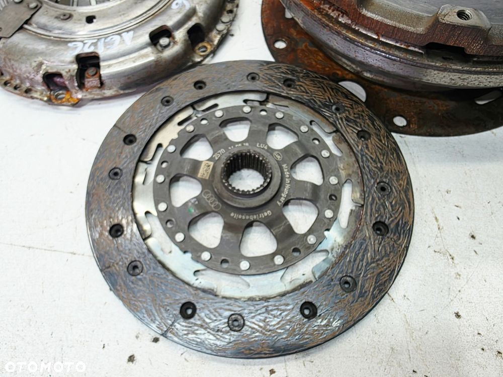 KOŁO DWUMASOWE SPRZĘGŁO AUDI A4 B9 A5 8W 2.0 TDI 0CX105266 16/26 - 5