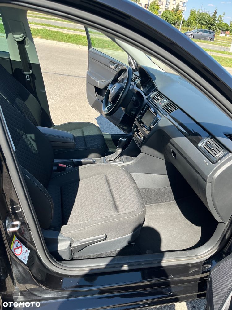 Skoda RAPID 1.4 TSI Drive DSG - 21