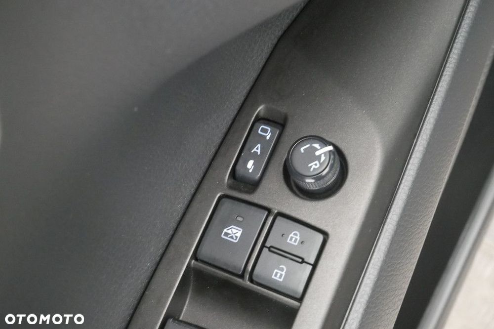 Toyota Camry 2.5 Hybrid Comfort CVT - 28