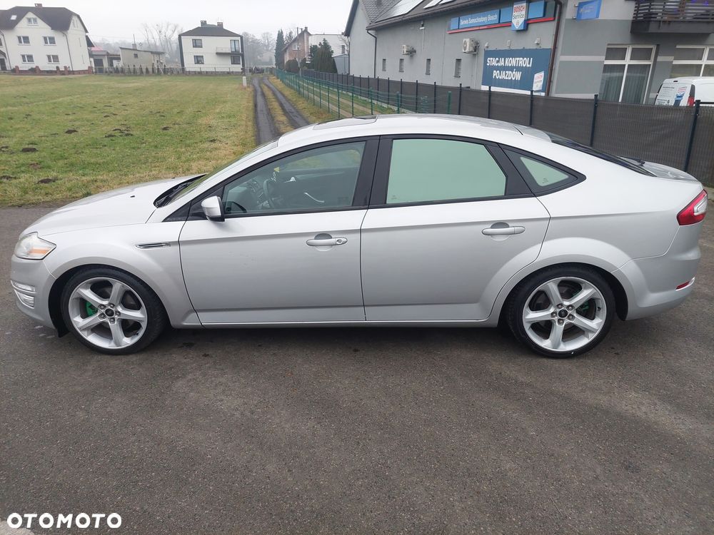 Ford Mondeo 1.6 T Gold X Plus - 11