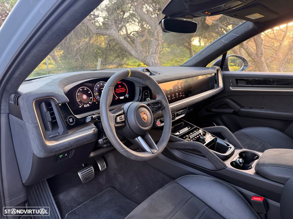 Porsche Cayenne Coupé Turbo E-Hybrid Tiptronic S GT-Pack - 11