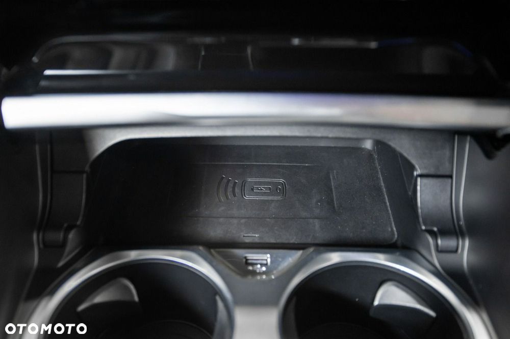 BMW Seria 8 M850i xDrive - 34