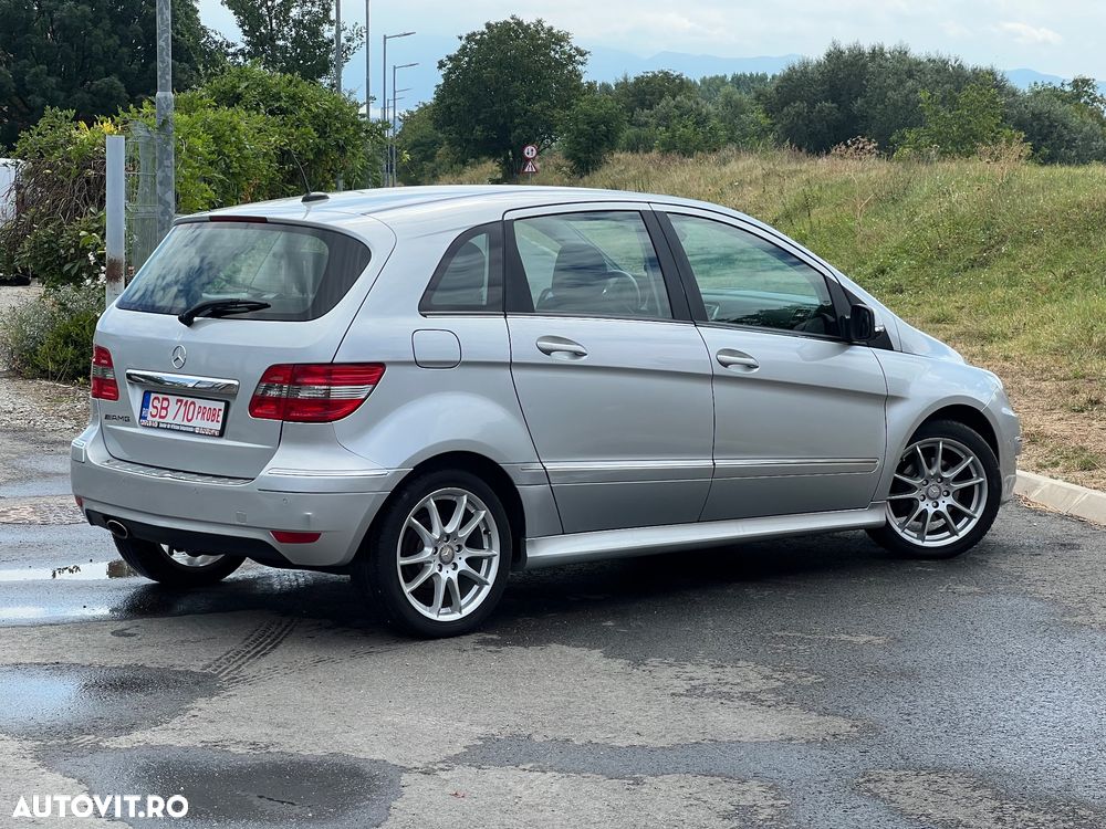 Mercedes-Benz B 180 CDI - 2