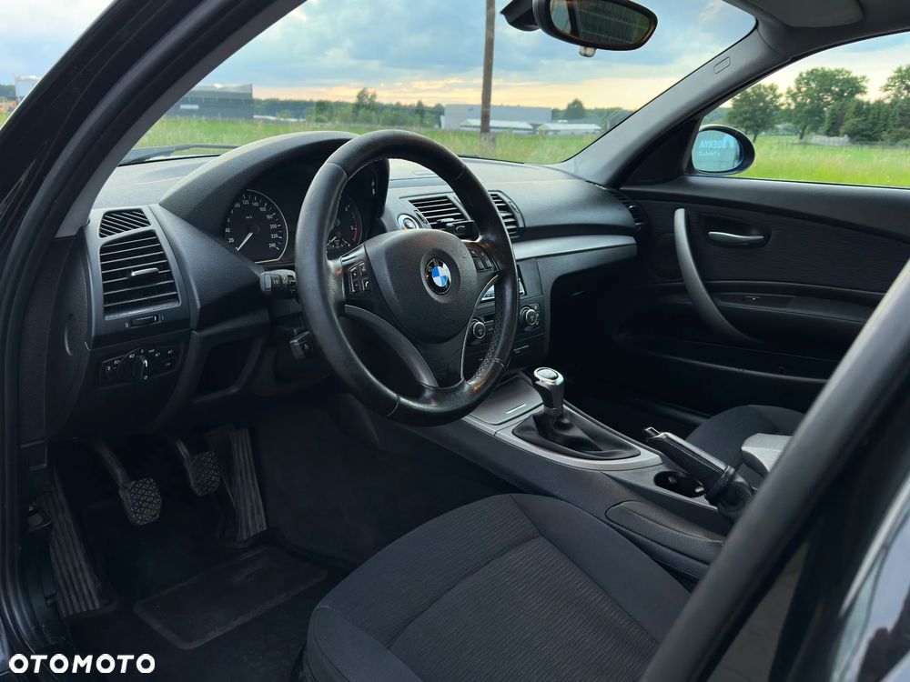 BMW Seria 1 118d - 5